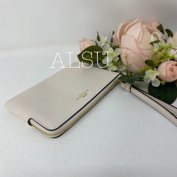 Coach Corner Zip Wallet Crossgrain Leather Cream - Picture 3 of 7